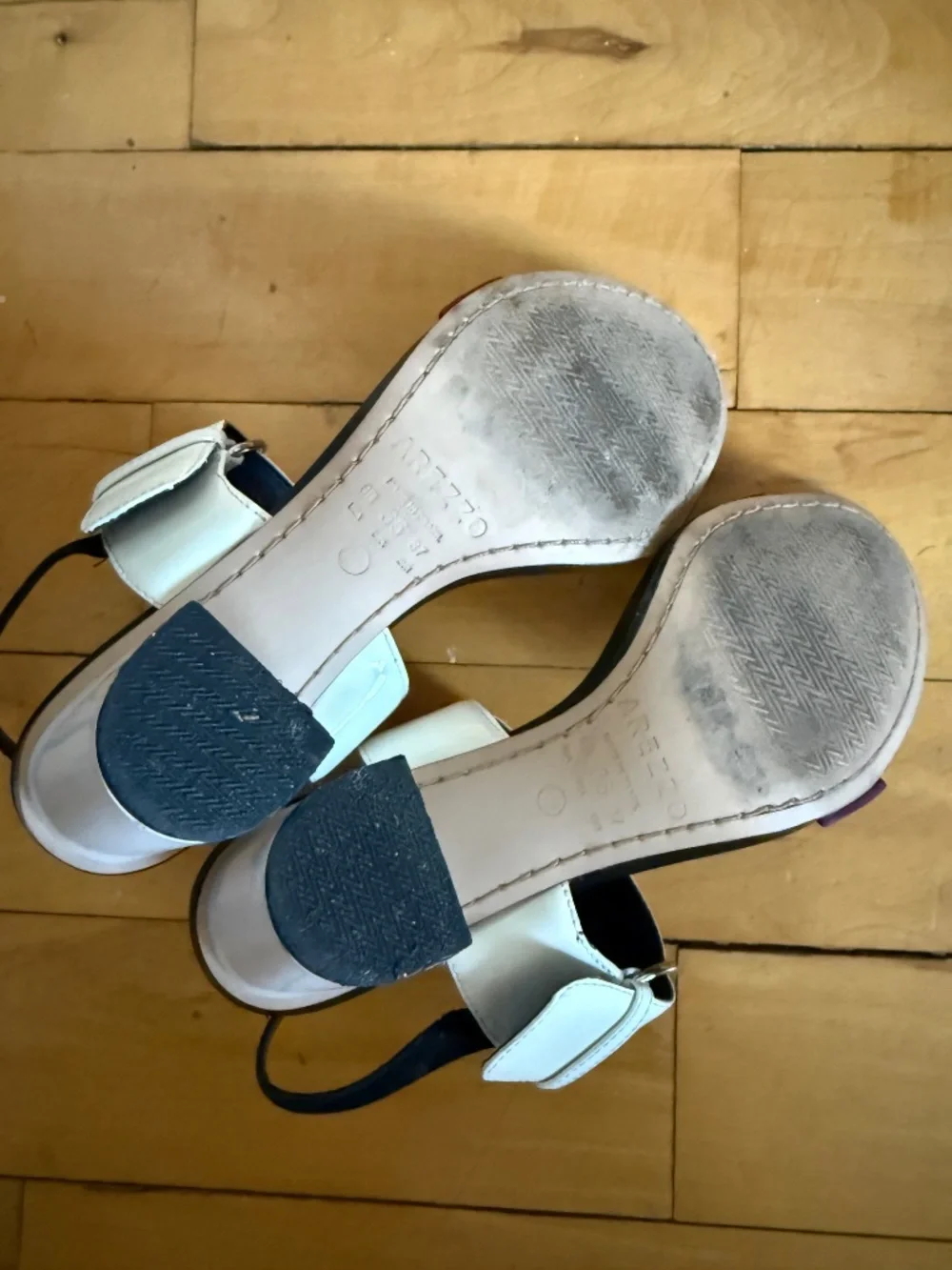 Arezzo Colorblock Block Heel Sandals sz 6